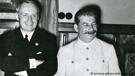 Пактът между Хитлер и Сталин е ненадминат по подлост и
