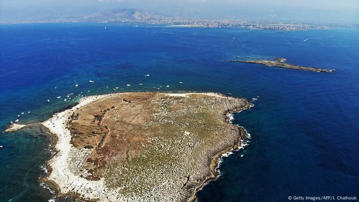 Can tourists coexist with on Lebanon′s Rabbit Island? | | DW | 30.08.2019