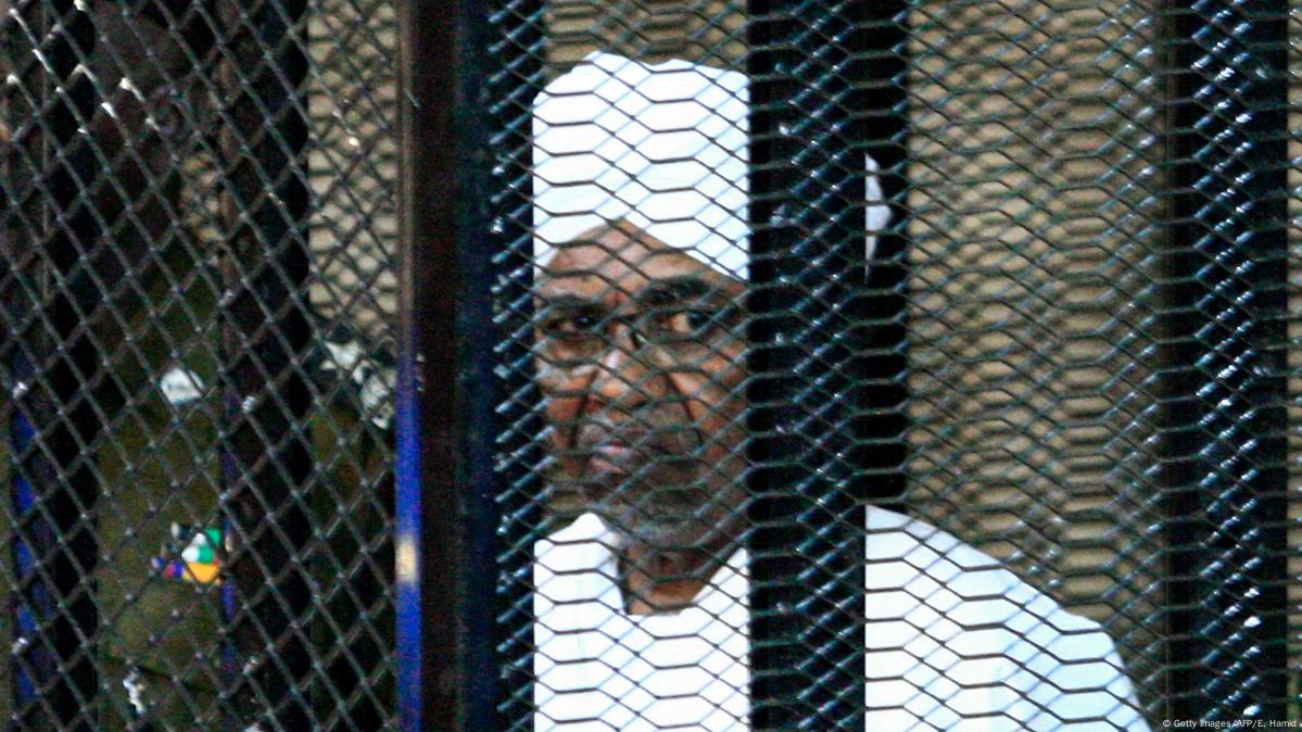 Sudan: Al-Bashir found guilty of corruption – DW – 12/14/2019