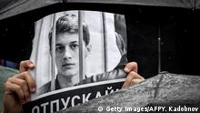 Russland Moskau | Demonstranten fordern Freilassung von Studenten Yegor Zhukov