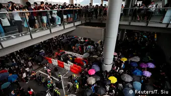 Hongkong Protest | Protestierende am Flughafen von Hongkong