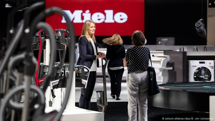 Deutschland | Technik-Messe IFA 2019 in Berlin (picture-alliance/dpa/B. von Jutrczenka)