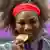 Muerde una medalla de oro en la foto: la ex número uno del tenis mundial, Serena Williams, ganadora de 23 torneos Grand Slam y de cuatro oros olímpicos es Premio Princesa de Asturias de los Deportes 2025.