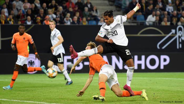 Dfb Elf Neuer Und Gnabry Gegen Niederlande Auf Verlorenem Posten Sport Dw 06 09 2019