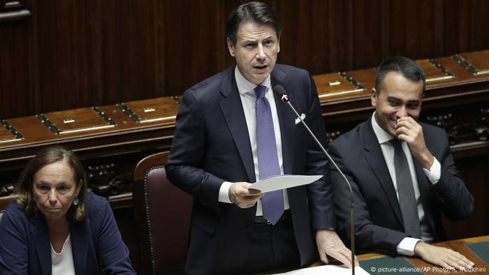 Italy Parliament Backs New Conte Government News Dw 09 09 19