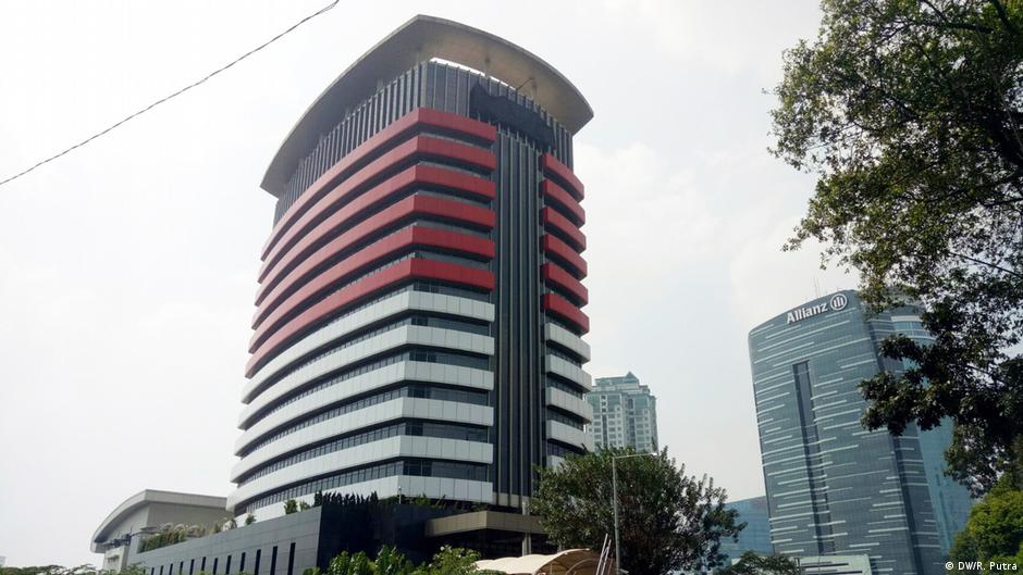 Masa Depan Semangat Antikorupsi Setelah Dipecatnya 56 Pegawai KPK | SOSBUD: Laporan seputar seni, gaya hidup dan sosial | DW - Vimarsana News