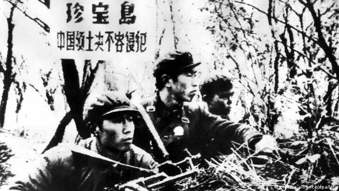 04 - 60 Jahre China im Umbruch | Die Kulturrevolution | Grenzkonflikt mit der SU (picture-alliance/dpa/UPI)