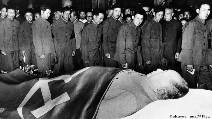 09 - 60 Jahre China im Umbruch | Die Kulturrevolution | Maos Tod (picture-alliance/AP Photo)