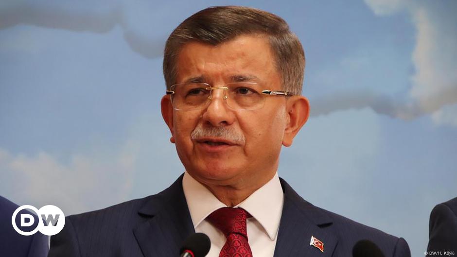 Davutoglu Ndan Erdogan A Soylu Mesaji Turkiye Dw 26 05 2021