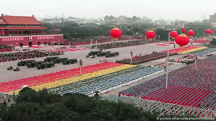 Bildergalerie China Militärparade zum Nationalfeiertag 1999