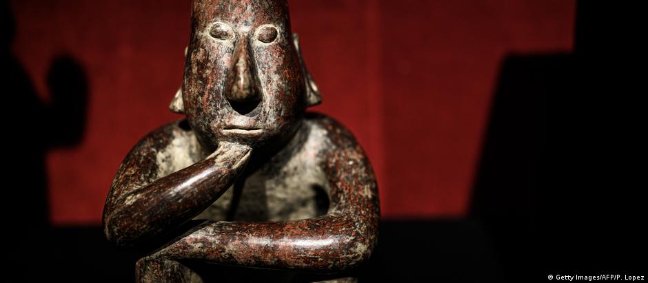 Pieza de arte precolombino ofrecida por el Gobierno mexicano en subasta en 2019 en París 