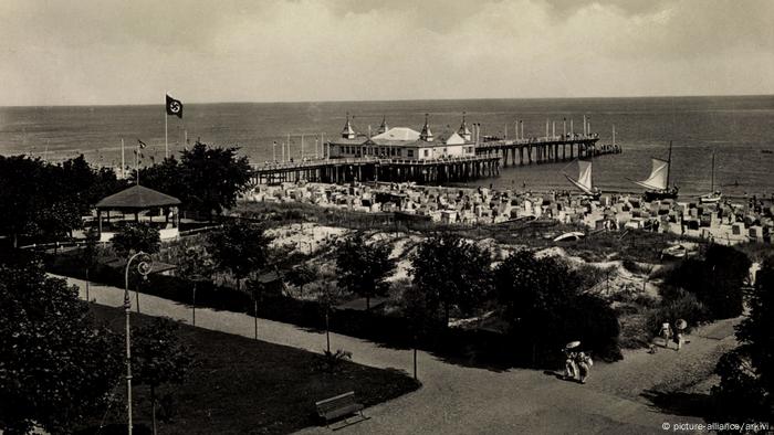 Ostseebad Ahlbeck Heringsdorf Usedom, Kuranlagen an der Seebrücke, Strand