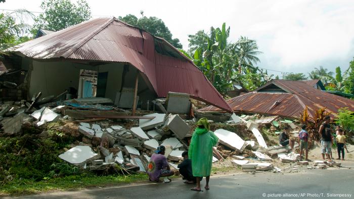 Death Toll Rises In Indonesia Earthquake News Dw 27 09 2019