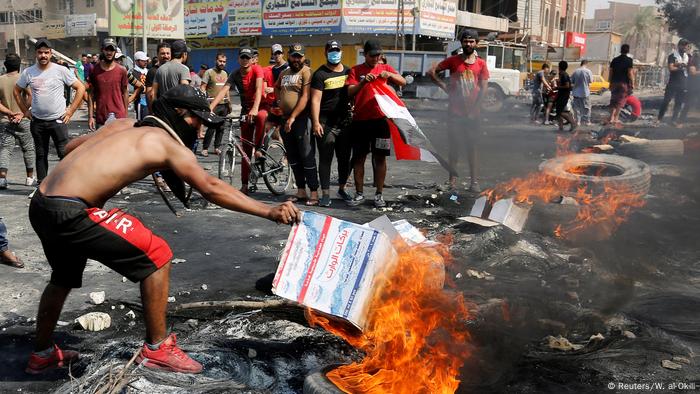 Irak Anti-Regierungsproteste | Ausschreitungen & Gewalt in Bagdad (Reuters/W. al-Okili)