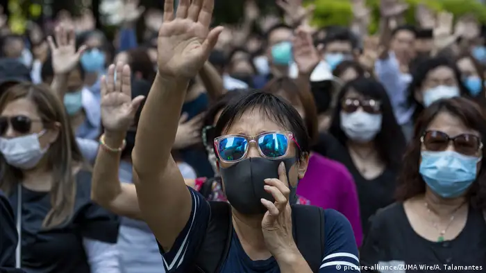 Hongkong Anti-Regierungsproteste nach Vermummungsverbot
