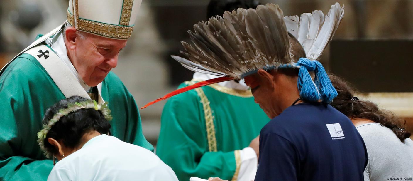 The man who invented the banana slicer also sued the pope and