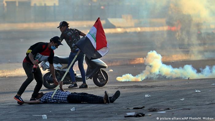 Irak gewaltsame Proteste (picture-alliance/AP Photo/H. Mizban)