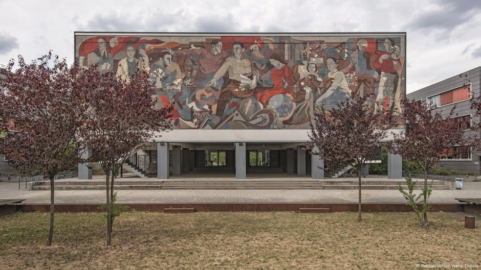 DEUTSCHES BAUEN 新興獨逸建築作品集 昭和7年発行　1932年 DEUTSCHES BAUEN 新興獨逸建築作品集 昭和7年発行 1932年