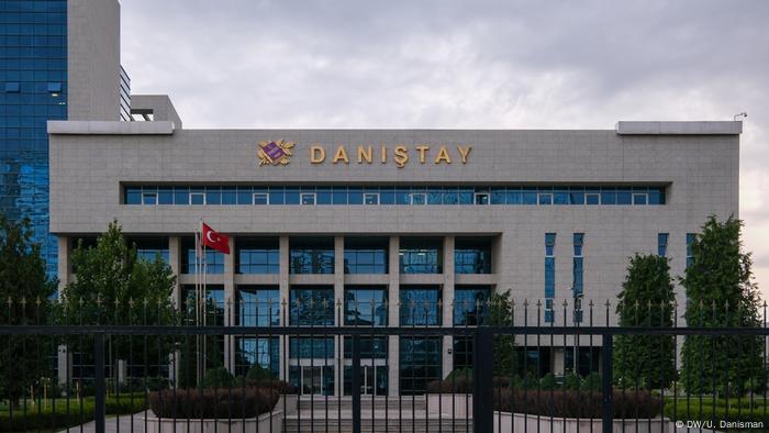 Danıştay İstanbul Sözleşmesi′nin feshinde yürütmeyi durdurma talebini reddetti | Türkiye | DW | 29.06.2021