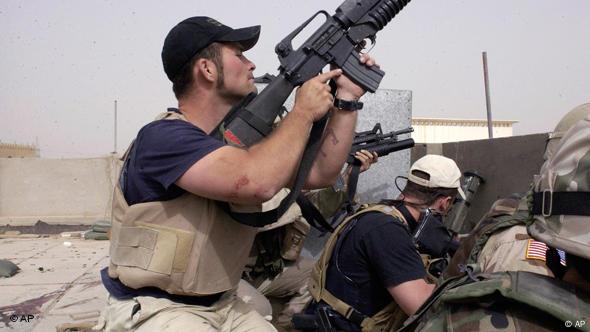 Privater Sicherheitsdienst im Irak-Einsatz (Archivfoto: AP)