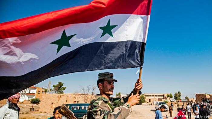 Syrien Tal Tamr Syrische Armee trifft in Kurdengebieten ein