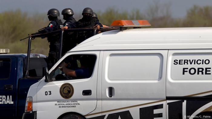 Policías en México.