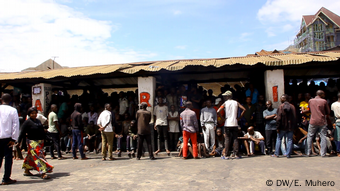 Prison de Bukavu en RDC | Selon l'Acaj, les conditions difficiles sont les mêmes dans plusieurs autres prisons du pays. Prison de Bukavu en RDC | Selon l'Acaj, les conditions difficiles sont les mêmes dans plusieurs autres prisons du pays.