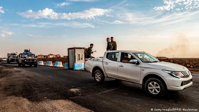 Syrien Krieg Grenze Türkei | Syrisch-Kurdische Asayish-Sicherheitskräfte
