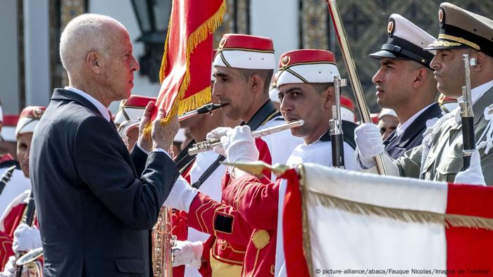 Tunesien Kais Saied, neu gewählter Präsident | (picture-alliance/abaca/Fauque Nicolas/Images de Tunésie)