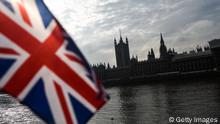 Großbritannien Flagge & Houses of Parliament in London