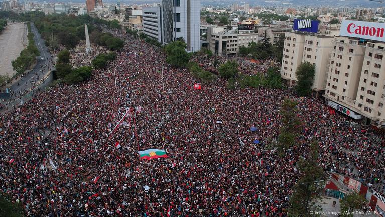 La Cronología Del Estallido Social De Chile Dw 25 11 2019