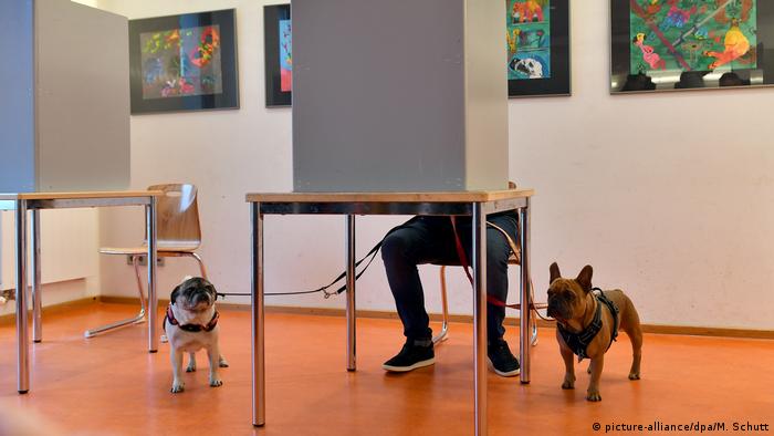 Un bureau de vote à Thuringe, Allemagne