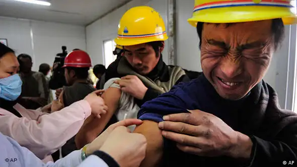 Schweinegrippe Impfung China Arbeiter Flash-Galerie