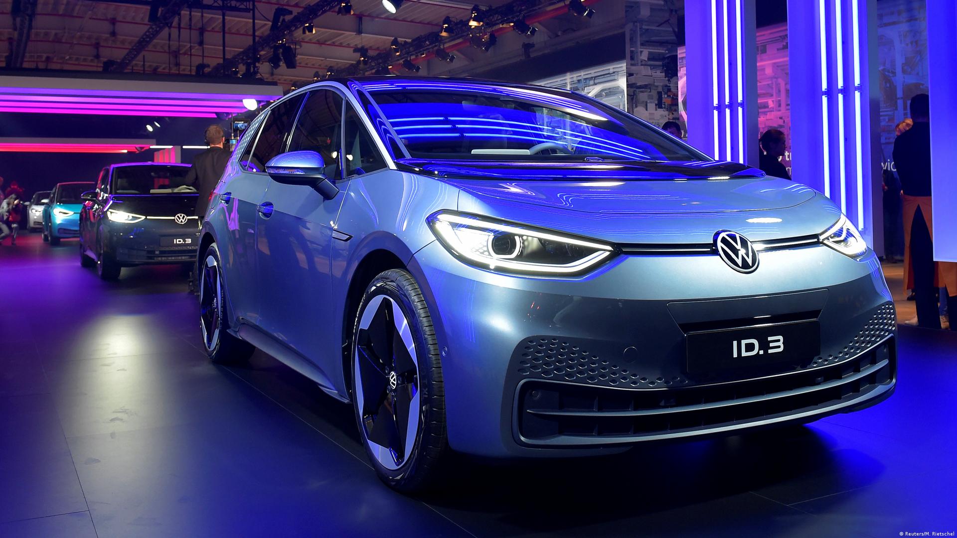 VW guns for Tesla with homegrown software talent – DW – 02/16/2022