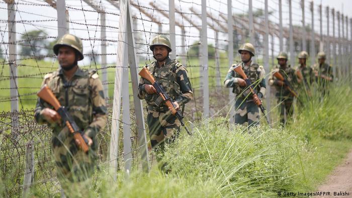 India's Border Security Force (BSF) soldiers patrol along the India-Pakistan border in Akhnoor near Jammu. Archive image from 2019.