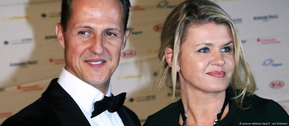 Michael Schumacher e a esposa, Corinna, em foto de 2012