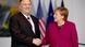 O secretário de Estado dos EUA, Mike Pompeo, cumprimenta a chanceler federal da Alemanha, Angela Merkel O secretário de Estado dos EUA, Mike Pompeo, cumprimenta a chanceler federal da Alemanha, Angela Merkel