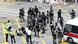 Hongkong Polizei schießt auf Demonstranten Hongkong Polizei schießt auf Demonstranten