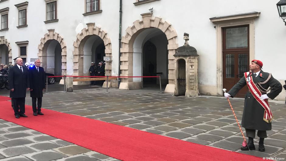 Belarus President Alexander Lukashenko Visits Austria News Dw 12 11 2019