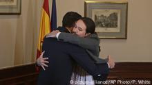 Izquierda española presenta su programa de gobierno de coalición