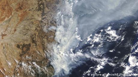 Waldbrände in Australien | Satellitenbild (picture-alliance/AP Photo/NASA)