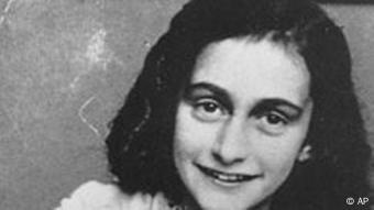 anne frank who diary dies woman dw became read books most