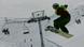 Ein Wintersportler fährt Snowboard im Libanon (Foto: ap) Ein Wintersportler fährt Snowboard im Libanon (Foto: ap)