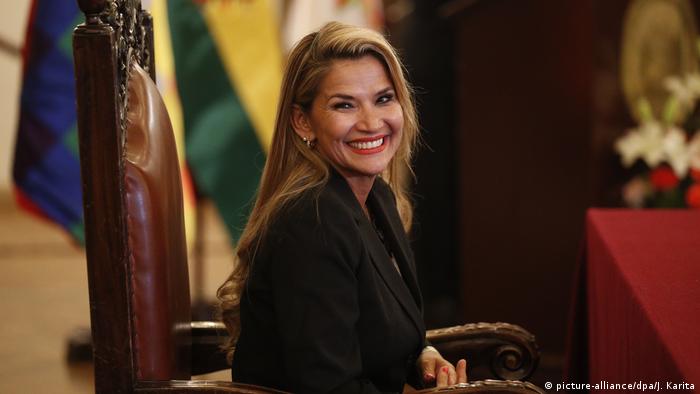 Jeanine Áñez, autoproclamada presidenta interina de Bolivia. 