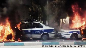 Η Τεχεράνης κάνει λόγο για «βανδαλισμούς και χρήση βίας»