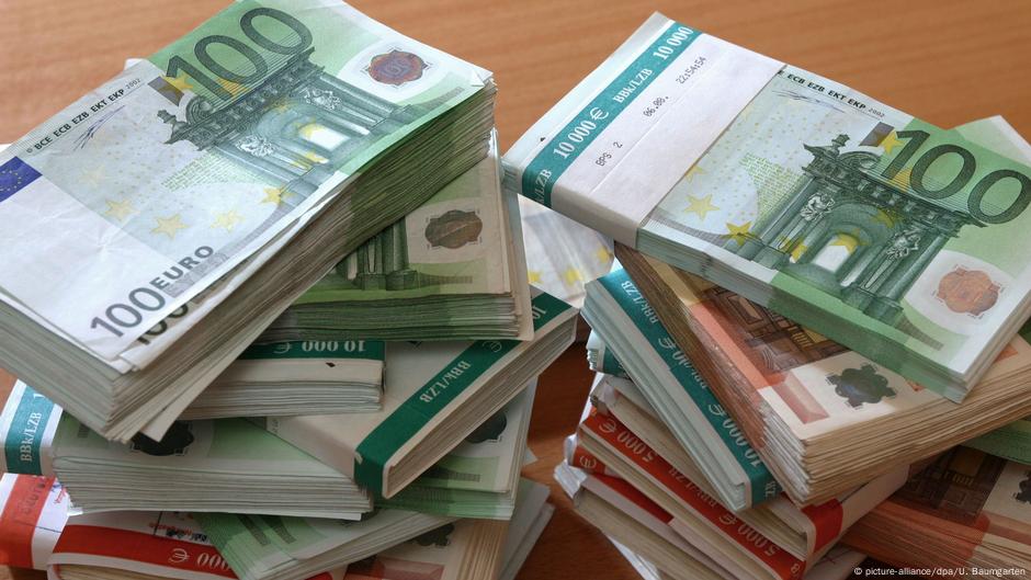 Gotovina se takođe često tako dobro sakrije da ni vlasnik više ne zna gde je