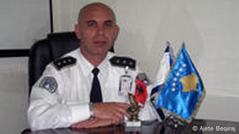 Fahredin Verbovci, shef i Departamentit për Çështje të Komunitetit në Policinë e Kosovës. Fahredin Verbovci, shef i Departamentit për Çështje të Komunitetit në Policinë e Kosovës.