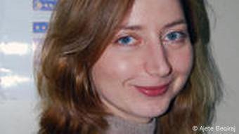 Kirsten Joppe, shefe e Sektorit për Monitorimin e Sigurisë në Departamentin për të Drejtat e Njeriut dhe të Komuniteteve të OSBE -së. Kirsten Joppe, shefe e Sektorit për Monitorimin e Sigurisë në Departamentin për të Drejtat e Njeriut dhe të Komuniteteve të OSBE -së.