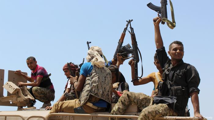 Jemen 2015 | Houthi-Rebellen bei Bab al-Mandab