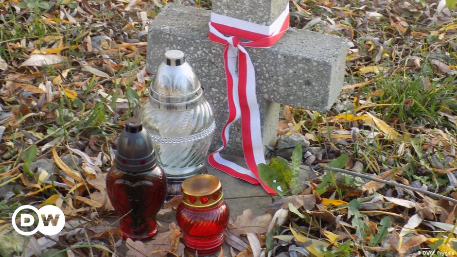 Zniszczone groby polskich żołnierzy: czy Łukaszenka prowadzi „wojnę z umarłymi”?  |  europejski |  DW